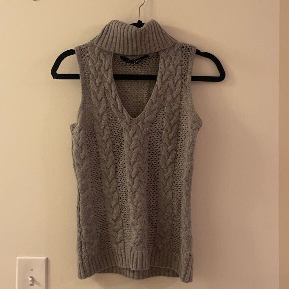 Intermix Grey Turtleneck Tank Sweater! Size P! - Picture 1 of 4